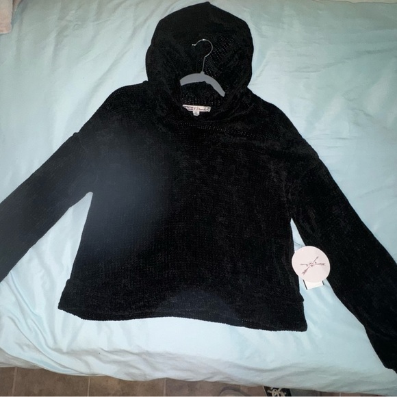 Black knit hoodie that was never worn! Tag is still intact! - Picture 2 of 4